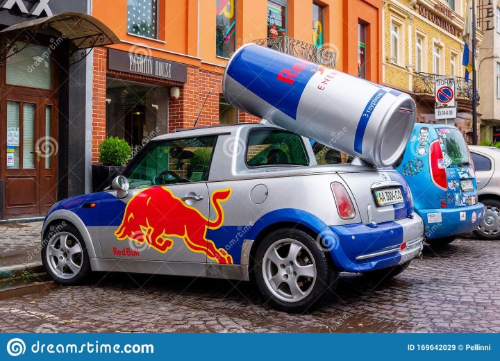 mini cooper red bull