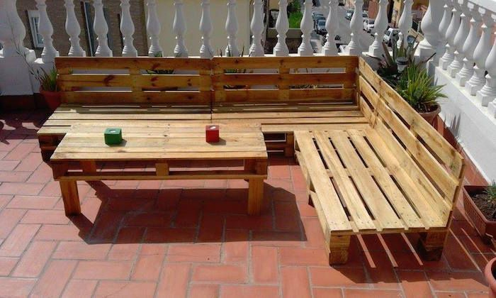 52 Idées Pour Fabriquer Votre Meuble De Jardin En Palette avec Fabriquer Table Bois Exterieur