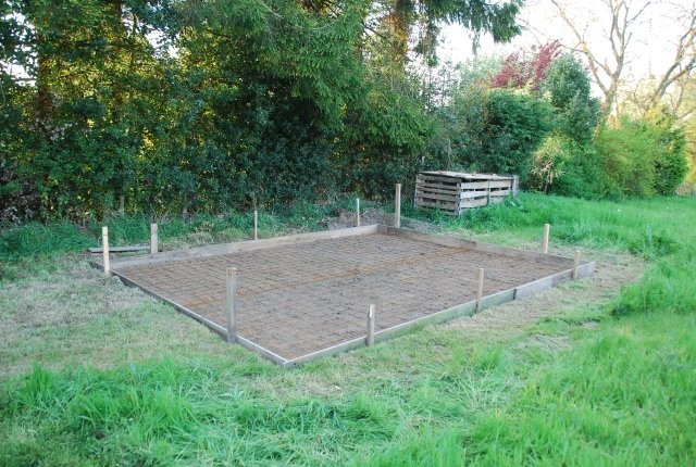 Abri De Jardin: Ça Creuse! – Construction D'Une Maison tout Fondation Cabanon