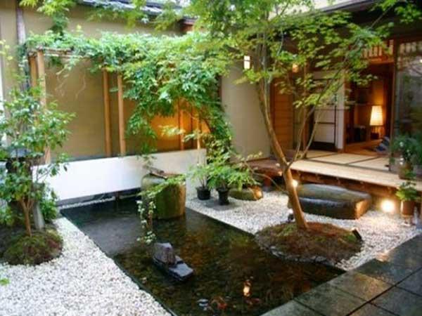 Bassin-Japonais-Pour-Deco-Minimaliste-De-Jardin-Zen encequiconcerne Décoration Jardin Zen Extérieur