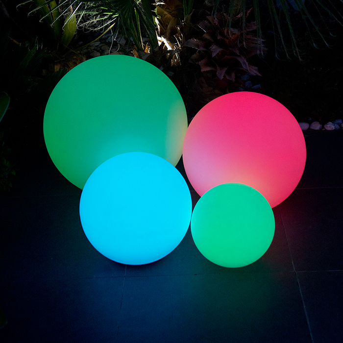 Bobby C40, La Boule Lumineuse Colorée – Lumisky – Luminaires avec Lumisky Bobby C40