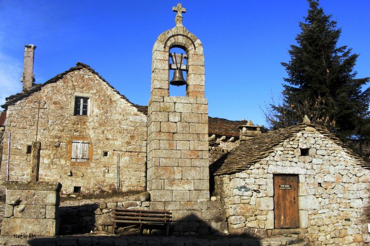 Chambre D'Hote De La Fage – Saint-Etienne-Du-Valdonnez intérieur Chambres D Hotes Meyrueis