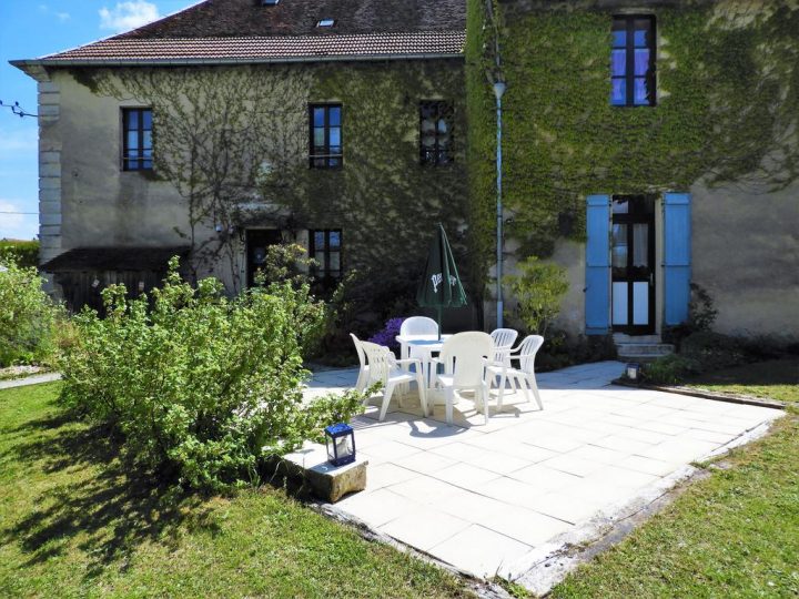 Chambres D'hôtes Domaine De La Saline, Chambres D'hôtes Arc destiné Chambre D Hote Salins Les Bains