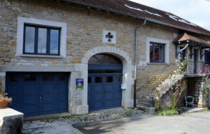 Coeur De Trèfle : Chambre D'hote Moiron, Jura à Chambre D Hote Baume Les Messieurs