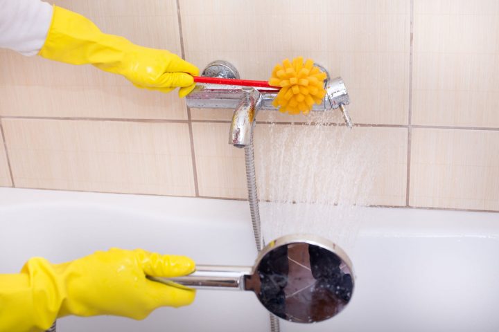 Comment Détartrer Une Baignoire Facilement ? pour Enlever Calcaire Robinet