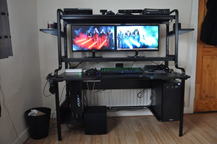 Cool Computer Setups And Gaming Setups | Computer Setup serapportantà Bureau Ikea Gamer