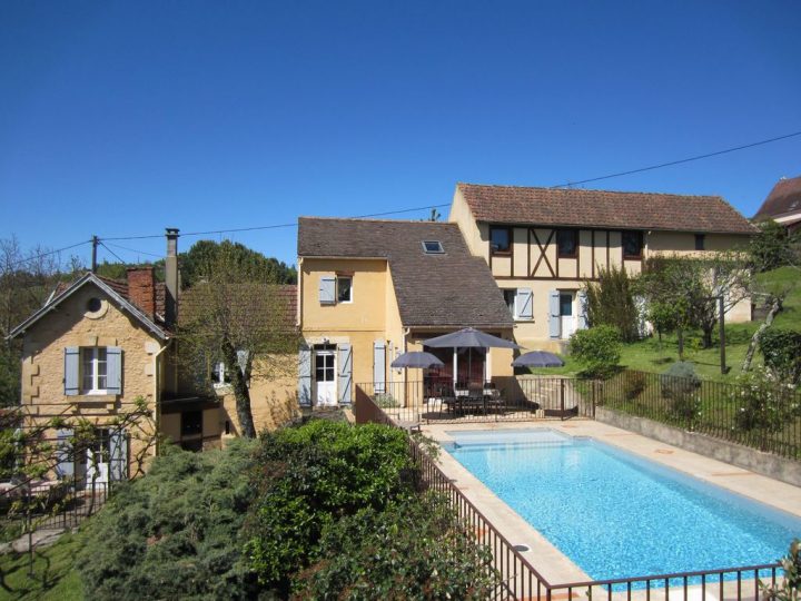 Dans Sarlat. Piscine Chauffée. 15 Min À Pied Du Centre destiné But Chambre Sarlat