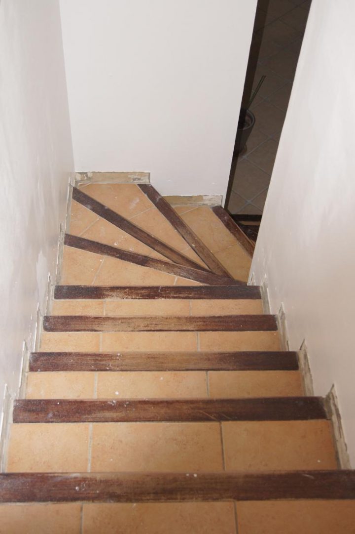 Escalier Carrelage Ou Bois – Livraison-Clenbuterol.fr tout Carrelage Escalier Extérieur