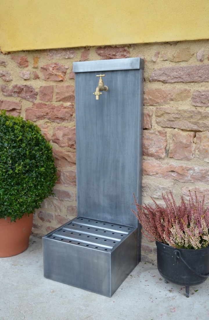 Fontaine De Jardin Zinc Arum 0.8 Misterzinc | Fontaine De destiné Robinet Extérieur Design