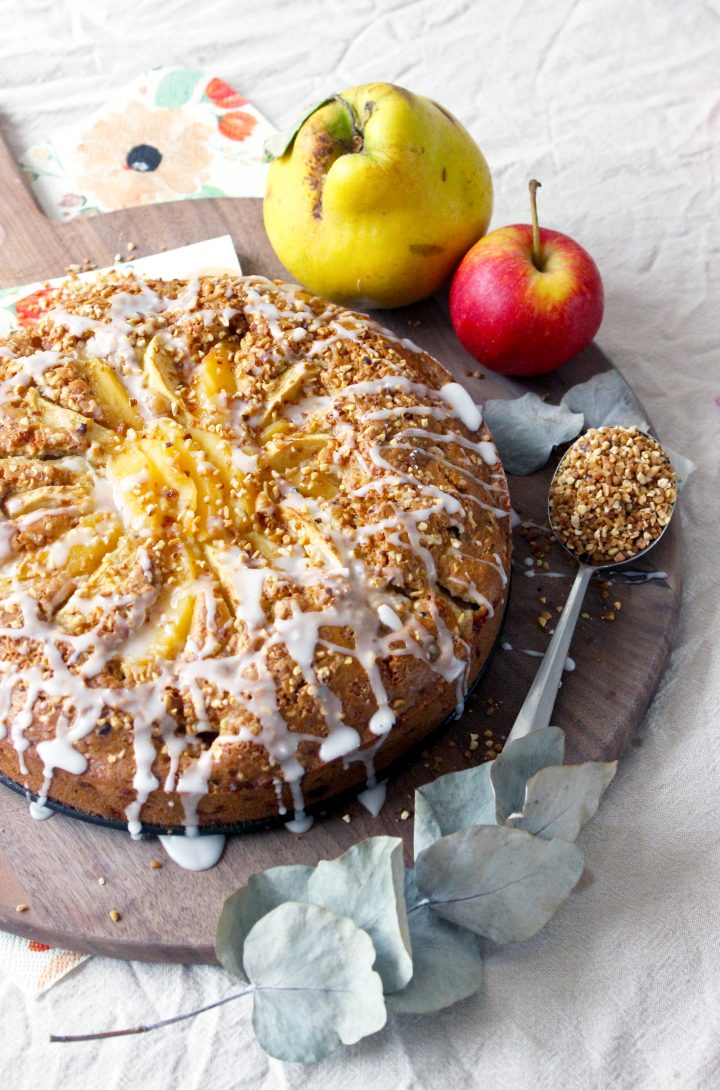 Gâteau Moelleux Aux Coings, Pommes Et Pralin – Le Blog De dedans Pralin Jardin