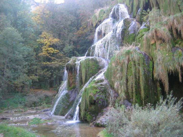 Gite Jura Le Savagnin avec Chambre D Hote Baume Les Messieurs