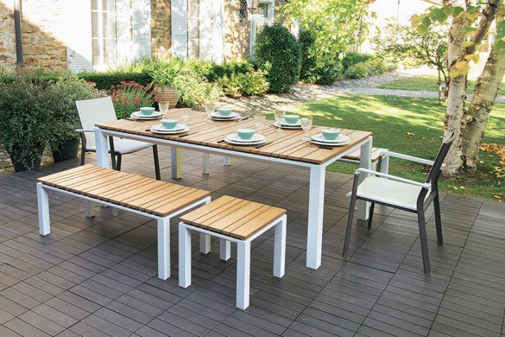 Grande Table Aux Formes Simples Et Modernes ! #Truffaut # à Truffaut Table De Jardin