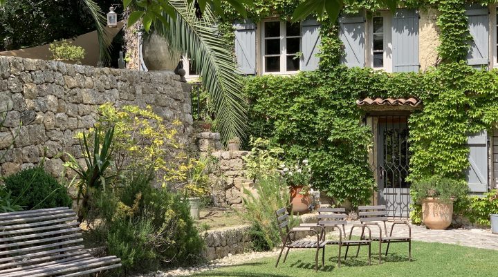 Guide Des Maisons D'hôtes Design Et De Charme En France avec Chambres D Hotes Var Bord De Mer