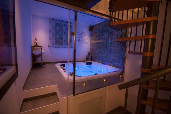 Hotel Romantique Normandie Jacuzzi – Cosmeticuprise encequiconcerne Hotel Avec Jacuzzi