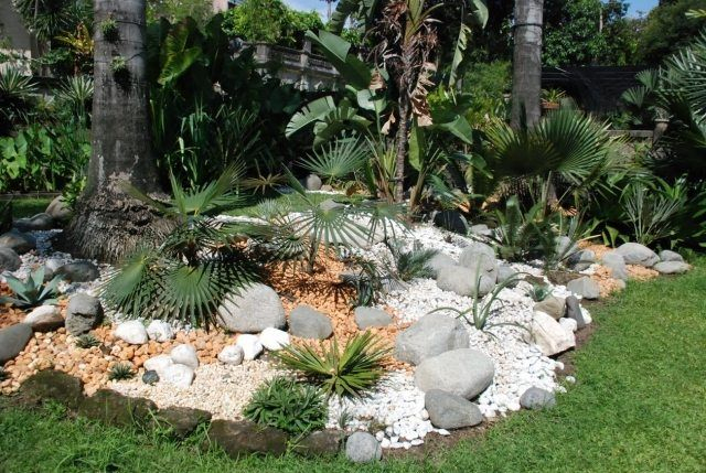 Jardin De Rocaille : 70 Idées À Copier Pour Créer Une tout Pierre Déco Jardin Castorama