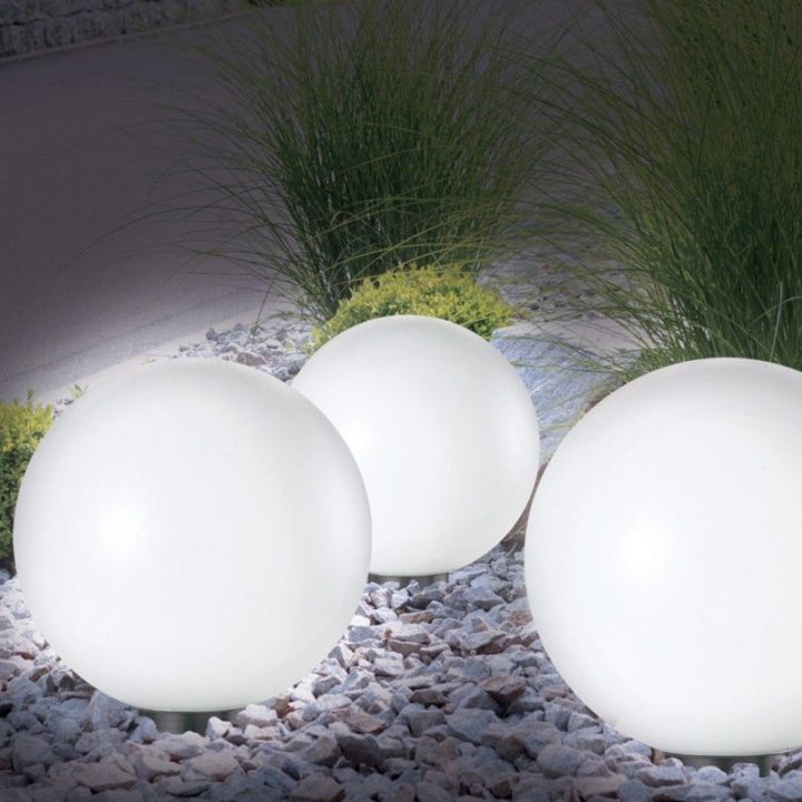 Lampe Boule 30 Cm Led Solaire X2 – 12688 encequiconcerne Boule Lumineuse Jardin