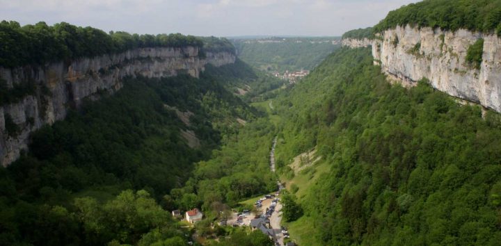 Le Cirque De Baume – Baume Les Messieurs concernant Chambre D Hote Baume Les Messieurs