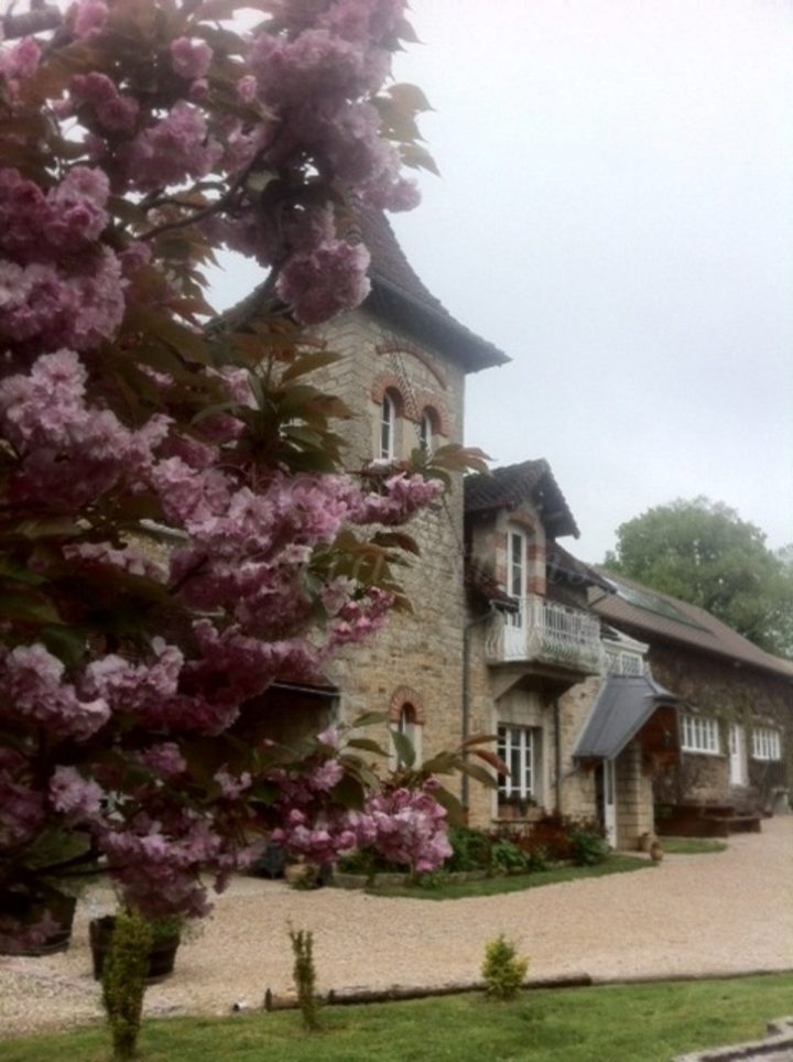 Le Relais De La Perle : Chambre D'hote Le Vernois, Jura tout Chambre D Hote Baume Les Messieurs