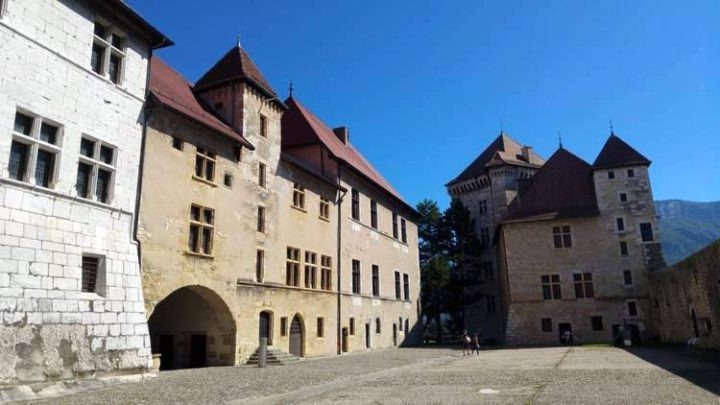 Le Top Des Activités À Faire En Famille À Annecy serapportantà Les Jardins Du Château Annecy