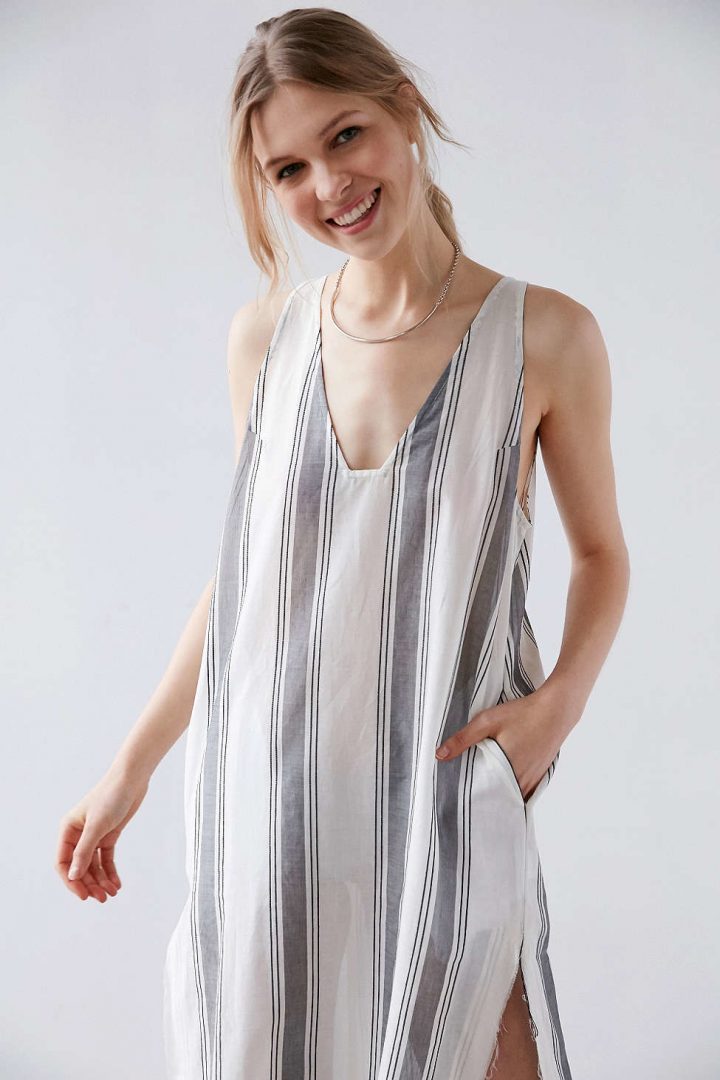 Lyst – Silence + Noise Annaka Striped Maxi Tank Dress In Gray avec Plot New Maxi