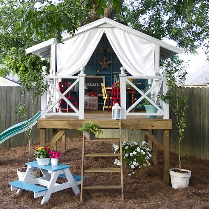 Maisonnette En Bois Enfant | 60 Jolies Demeures Pour Les à Cabane De Jardin Enfant Bois