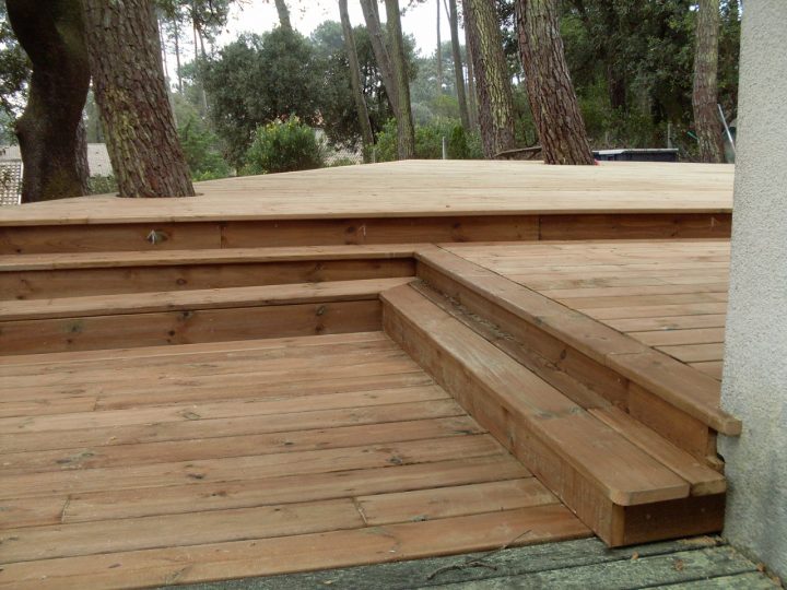 Margelle De Piscine En Bois | Artisan Charpente Menuiserie encequiconcerne Margelle Piscine Cumaru