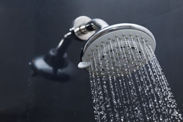 Meilleur Pommeau De Douche : Bien Le Choisir, Les Bonnes concernant Pomme De Douche Économique