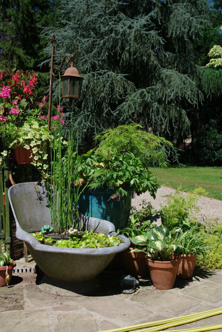 Objets Déco Pour Nos Jardins. | Au Jardin Boultois encequiconcerne Decor Jardin