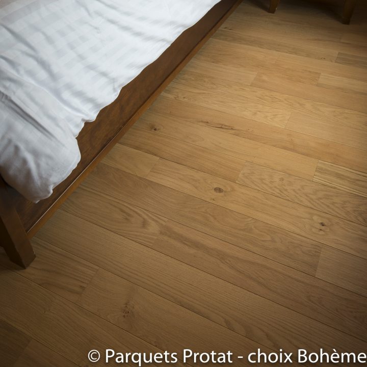 Parquet Chêne Massif Brut Épaisseur 20 Mm À Coller Ou À Clouer encequiconcerne Parquet Chataignier Massif À Coller