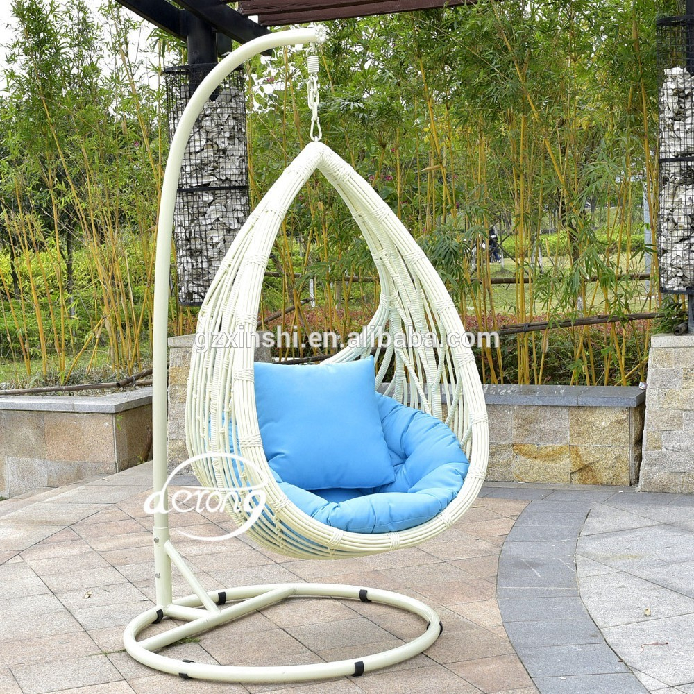 Pe Rotin Jardin Suspendu Oeuf Chaise Pas Cher Prix Patio concernant Balancelle De Jardin Pas Cher