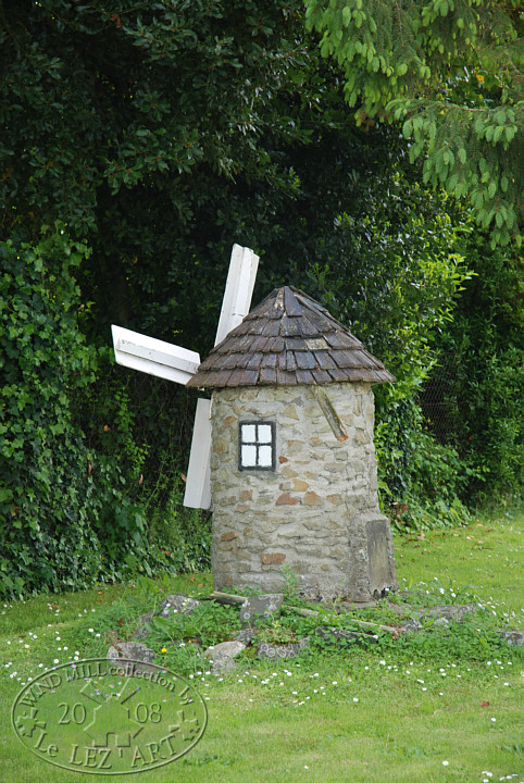 Photo Du Moulin À Vent Miniature À Beauvoir Non Loin Du destiné Moulin À Vent De Jardin