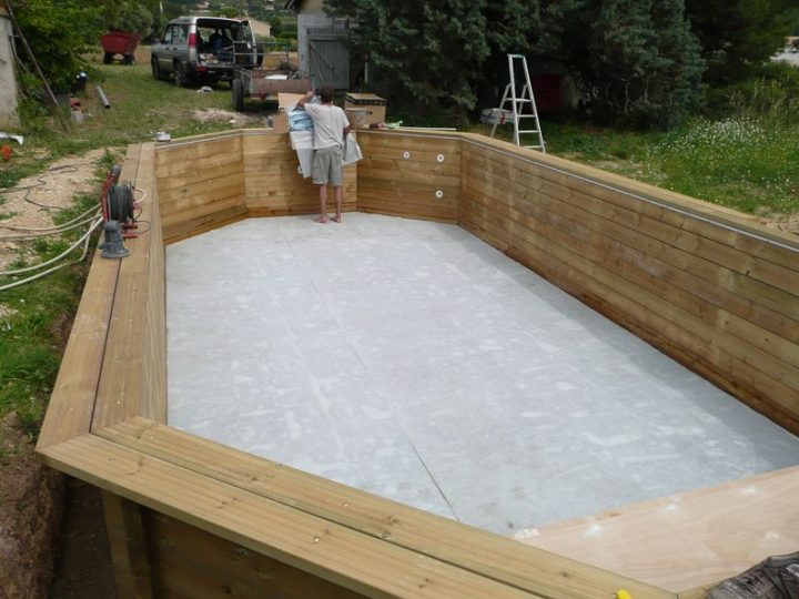 Pose Liner Avec Escalier Intérieur Toulon Var La Garde dedans Piscine Bois 4X2