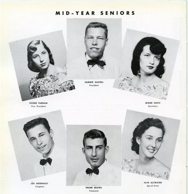 The Senior Class Of Robert E. Lee High School 1956 avec Celia Gouin Arsenault