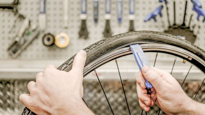 Vélo : Remplacer Une Chambre À Air intérieur Changer Chambre À Air Vtt