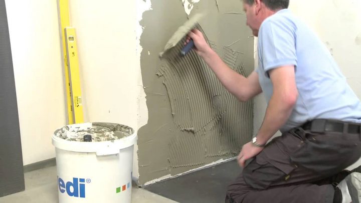 Wedi | Fr – Tuto : Wedi Montre La Construction D'une Salle De Bain Avec La  Plaque Hydrofuge serapportantà Enduit Hydrofuge Salle De Bain