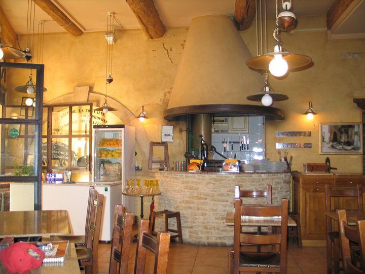 Cafe De La Fontaine – Dca – Agencement D'Une Brasserie À intérieur Fontaine Misterzinc