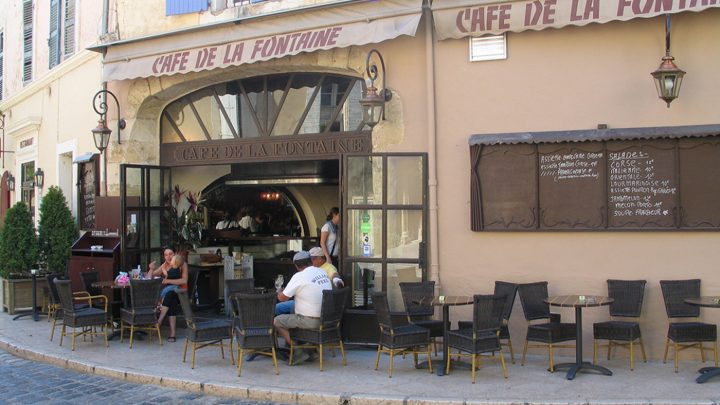 Cafe De La Fontaine – Dca – Agencement D'Une Brasserie À tout Fontaine Misterzinc