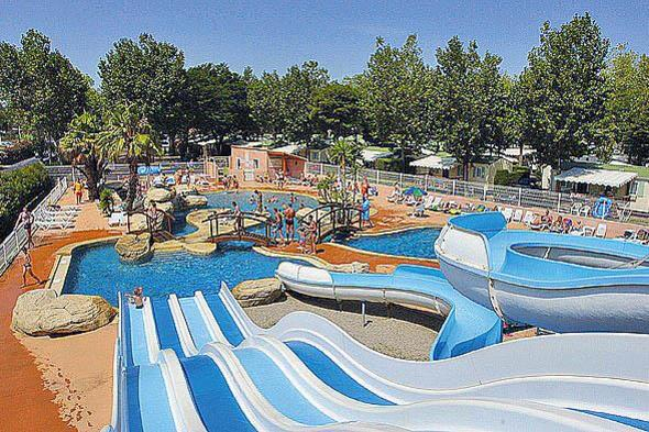 Camping Les Peupliers 4 Étoiles – Canet-En-Roussillon tout Camping Avec Jacuzzi Privatif Languedoc Roussillon