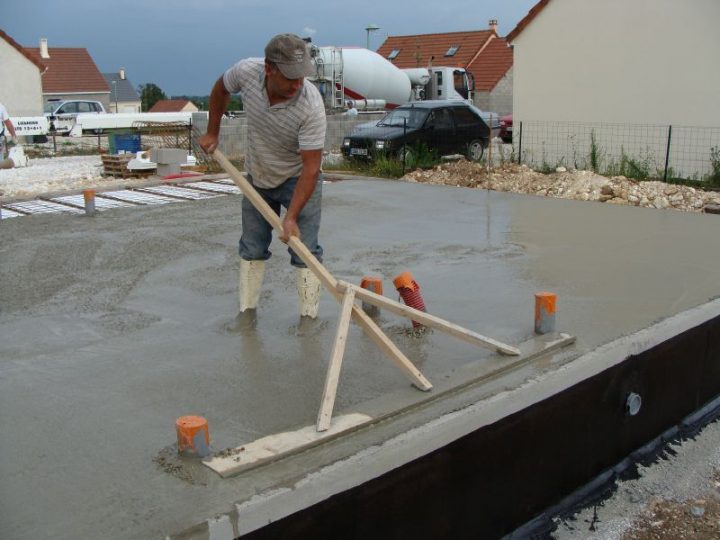 Confection Du Plancher Et De La Dalle Du Garage – Notre intérieur Dalle Pour Garage