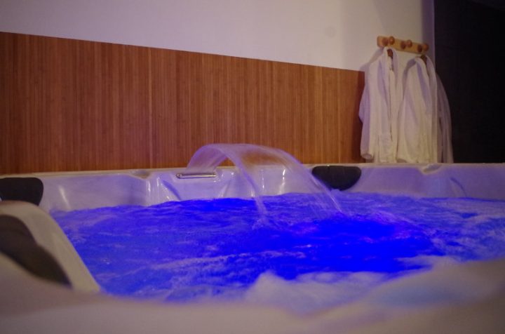 Hotel En Suisse Avec Jacuzzi Dans La Chambre | Enredada concernant Enredada Hotel