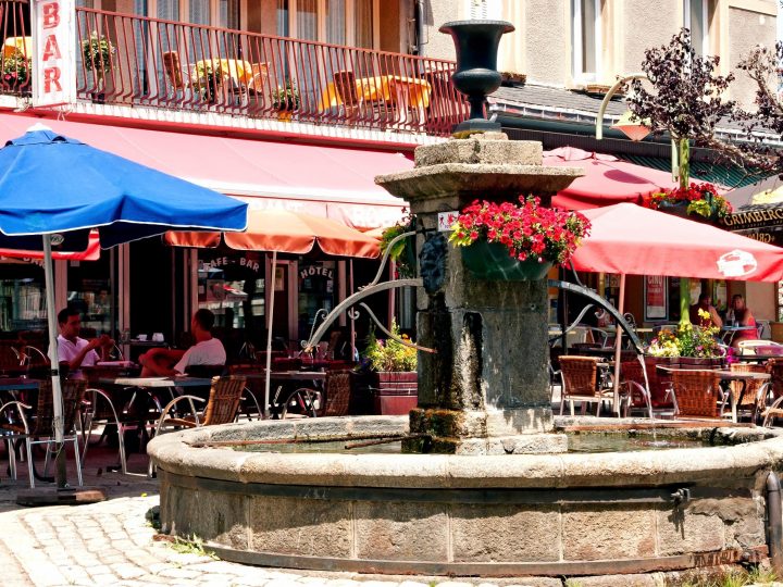 Logis Auberge Des Cévennes, Hôtel Logis St Agreve, Séjour intérieur Au Logis De Bellefois