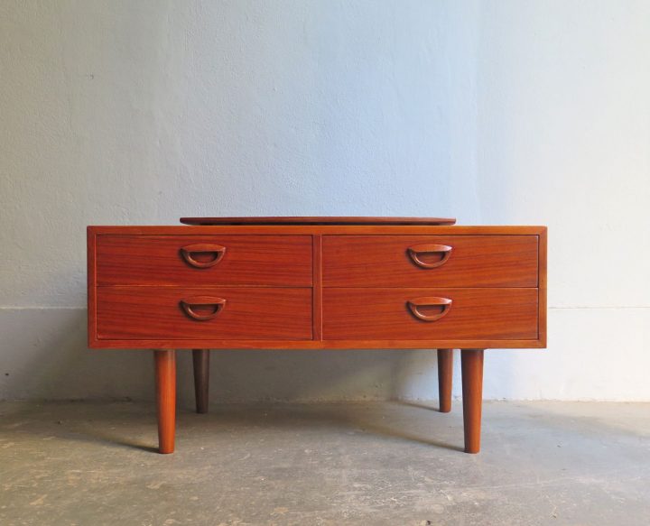 Meuble Tv Vintage Danois En Teck – Design Market destiné Meuble Danois