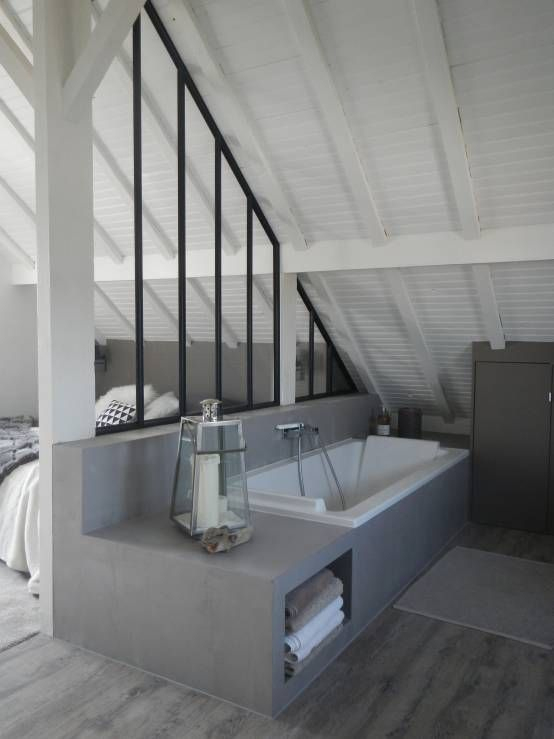 Salle De Bains Avec Une Verrière D'Atelier encequiconcerne Lambri Salle De Bain