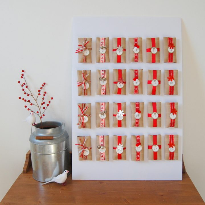 10 Homemade Advent Calendar Crafts For Christmas Family à Calendrier De L Avent Rouleau Papier Toilette