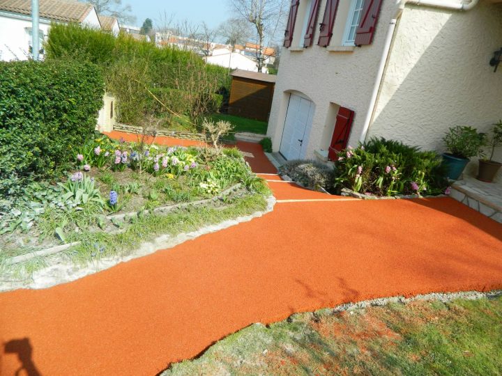 Allée De Jardin En Béton – Vente Et Pose De Revêtements encequiconcerne Chemin Carrossable