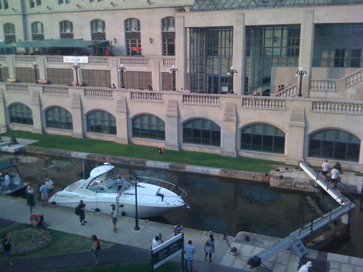 Canal Locks Linking Lake Ontario To Ottawa And The Rideau intérieur Rideau New York City