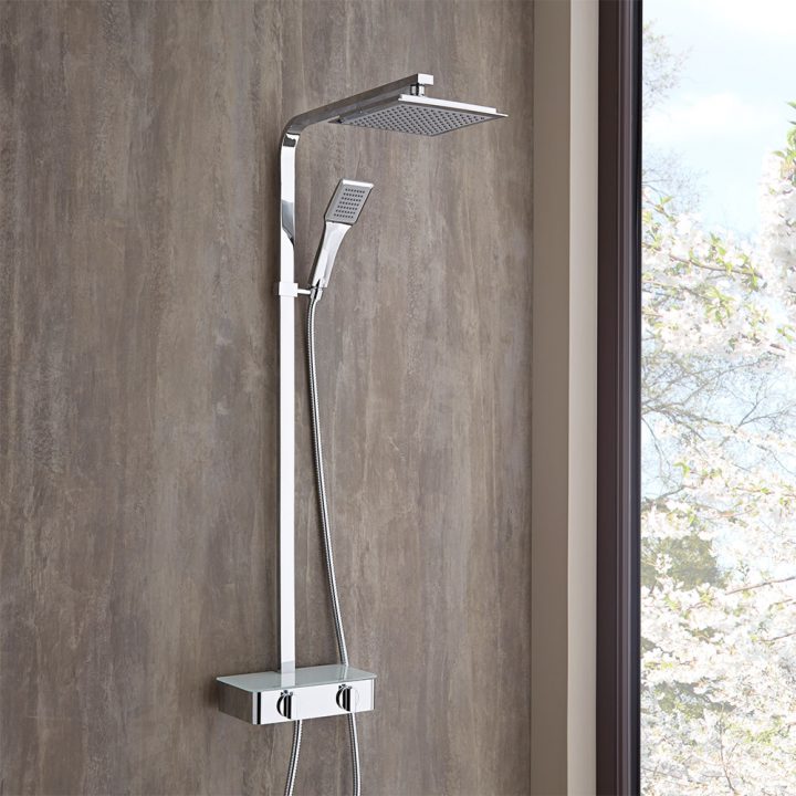 Colonna Doccia Moderna Completa Di Miscelatore destiné Colonne De Douche Cascade Grohe