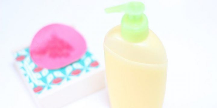 Des Soins Pour Bébé À Faire Soi-Même | Produits Naturels intérieur Meilleur Produit Toilette Bébé