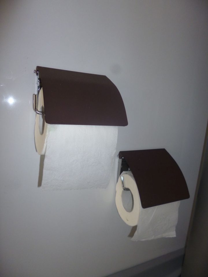 Dévidoirs Papier Toilette Dans Caravane Luxe – Bio encequiconcerne Location Toilette Chimique Tarif