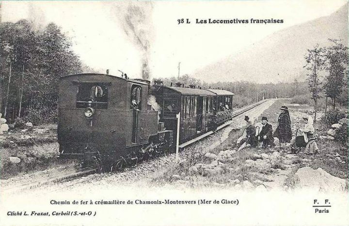 File:chemin De Fer À Crémaillère De Chamonix-Montenvers avec Chemin De Fer Du Montenvers